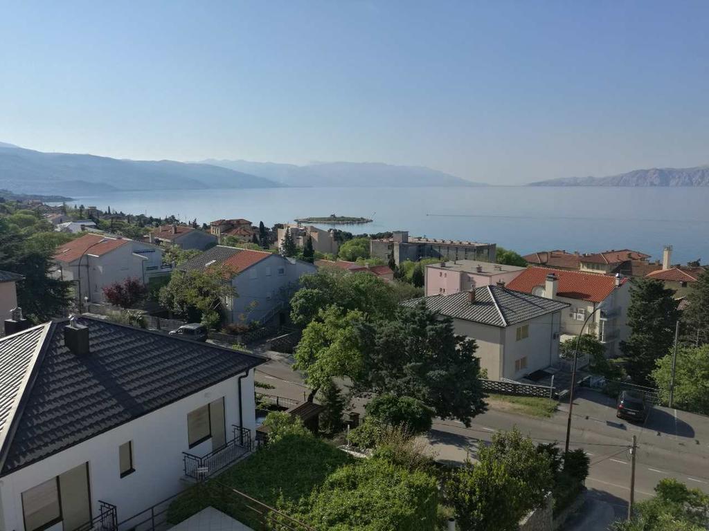Apartments Lavarin Novi Vinodolski Buitenkant foto