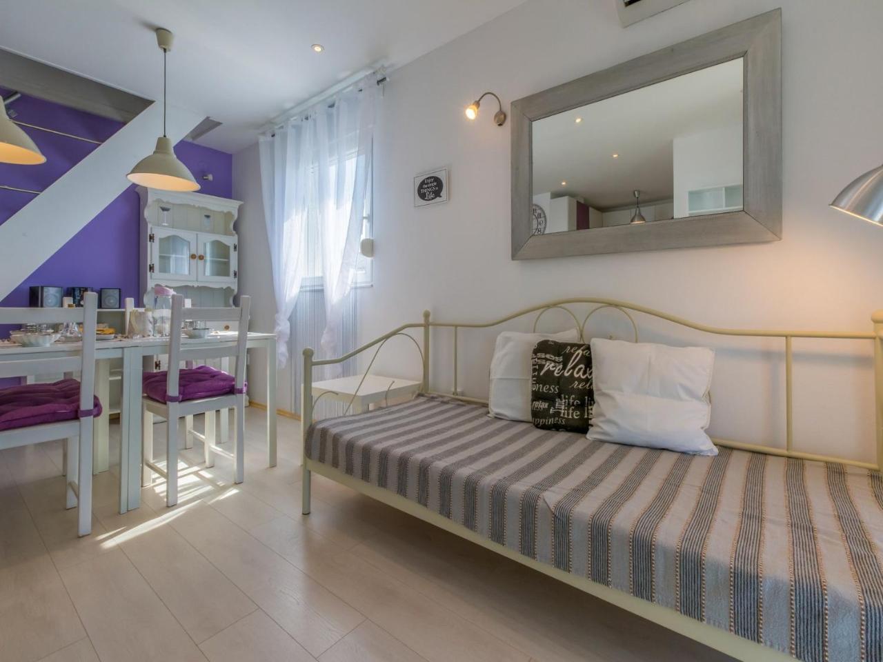 Apartments Lavarin Novi Vinodolski Buitenkant foto