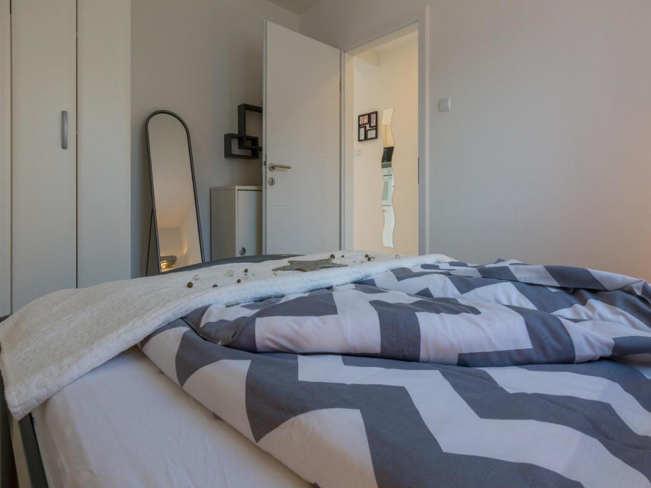 Apartments Lavarin Novi Vinodolski Buitenkant foto
